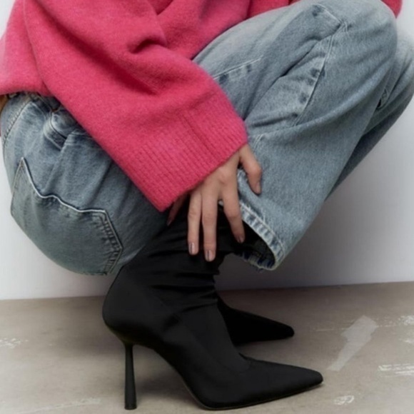 Zara heeled nylon ankle boots 3124/010 - Picture 4 of 16